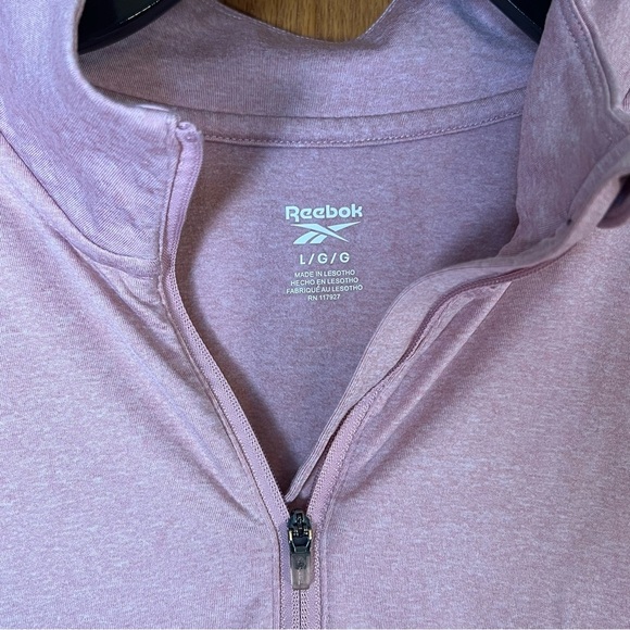 Reebok size Large Pink Long Sleeve Pullover - Picture 4 of 4